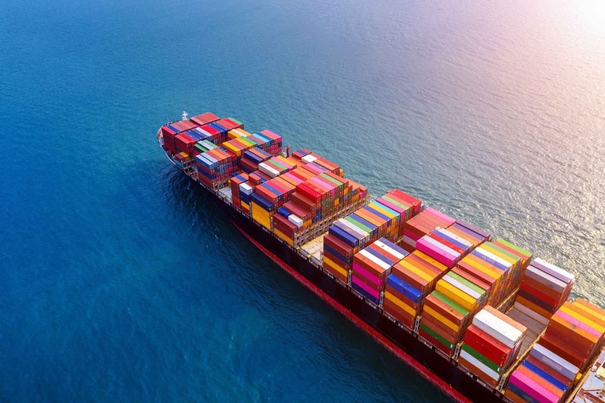 What includes the tariff for sea delivery of groupage cargo from China to Ukraine