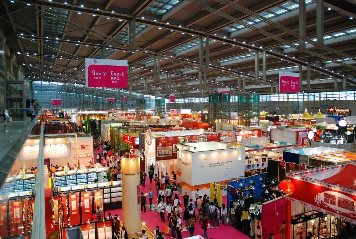 Кантонская выставка в Китае: Как искать экспонаты и продукты онлайн?